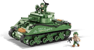 720 pcs Historical Collection WWII Sherman M4A3E2