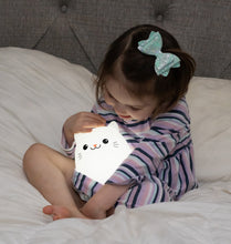 Load image into Gallery viewer, Lumipets LED Cat Night with Remote